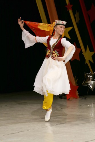 Анастасия Ладыгина узбекский танец Бахор