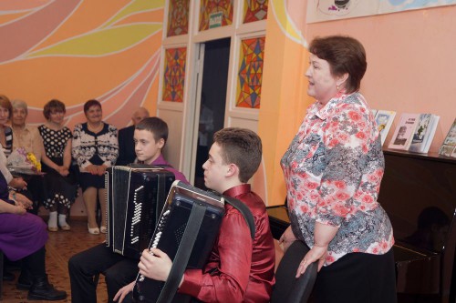 С любимыми учениками Матвеем и Никитой на юбилее Галины Петровны Краснопевцевой
