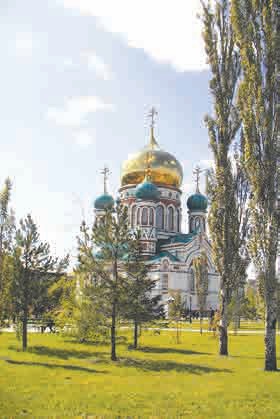 Омск богат храмами