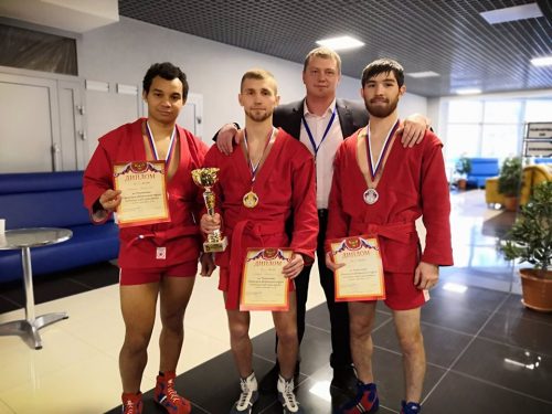 Самбисты завоевали 5 путевок на чемпионат России