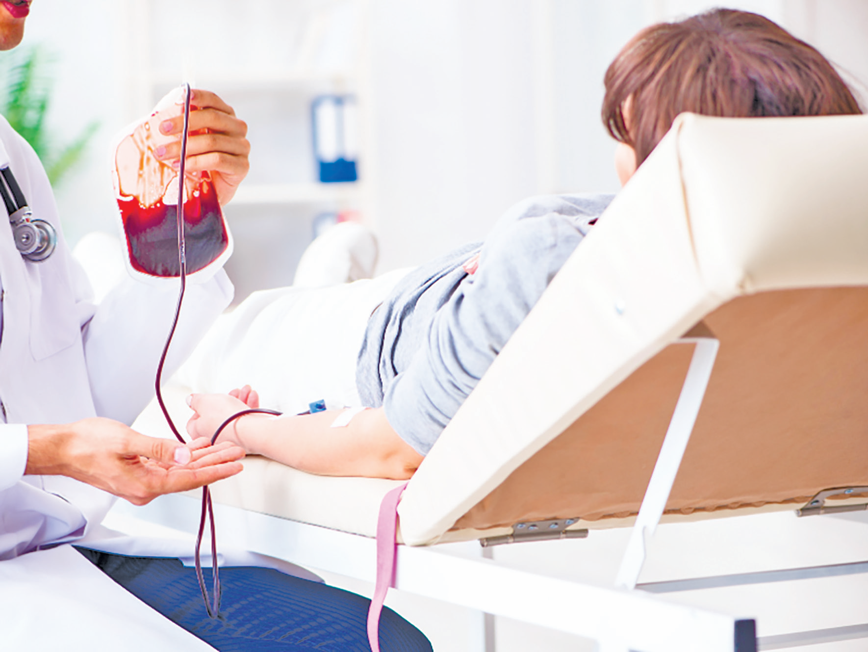 Обследование доноров крови. Переливание крови в современной медицине. Переливание инфицированной крови. Переливание крови в реанимации.