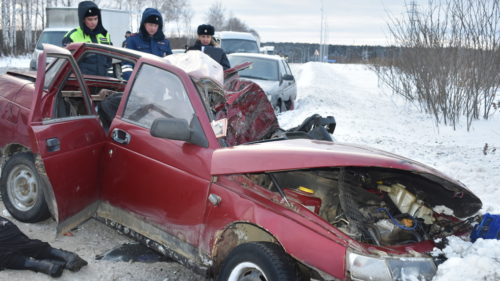 В аварии на Свердловской трассе погибли 4 человека