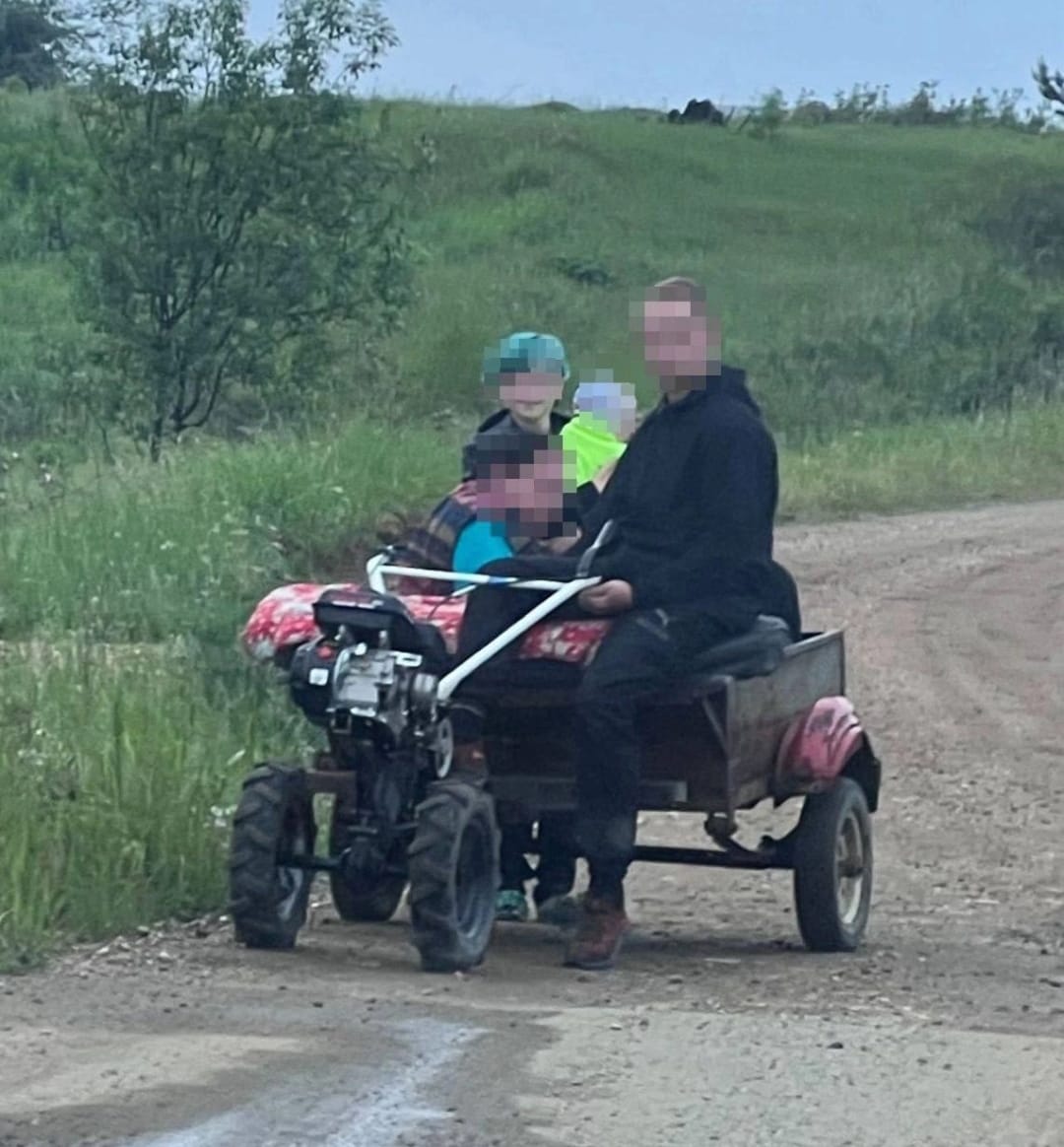 «Мотоблок уходит от погони»