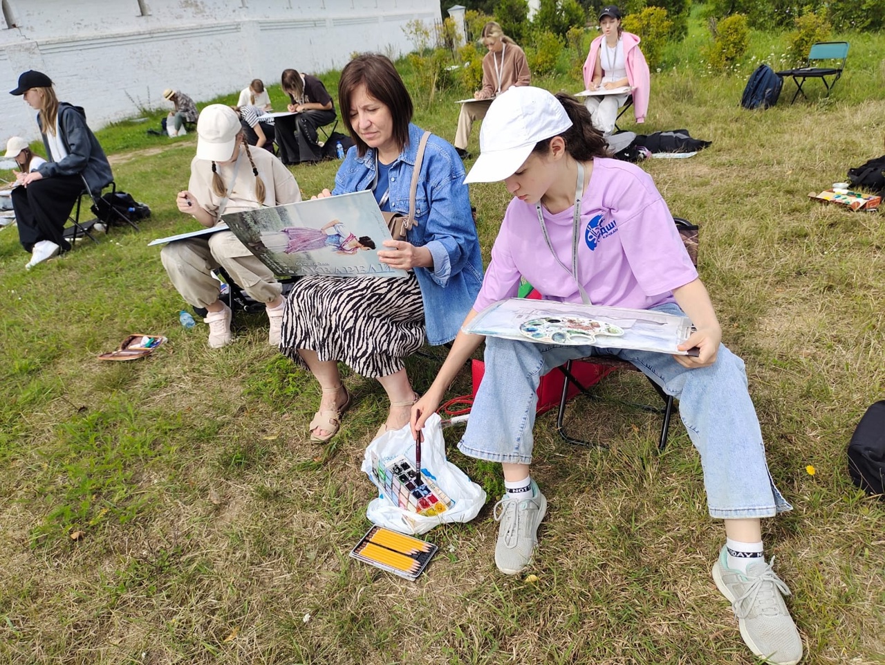 Работы качканарских  художников  скоро отправятся  в Германию